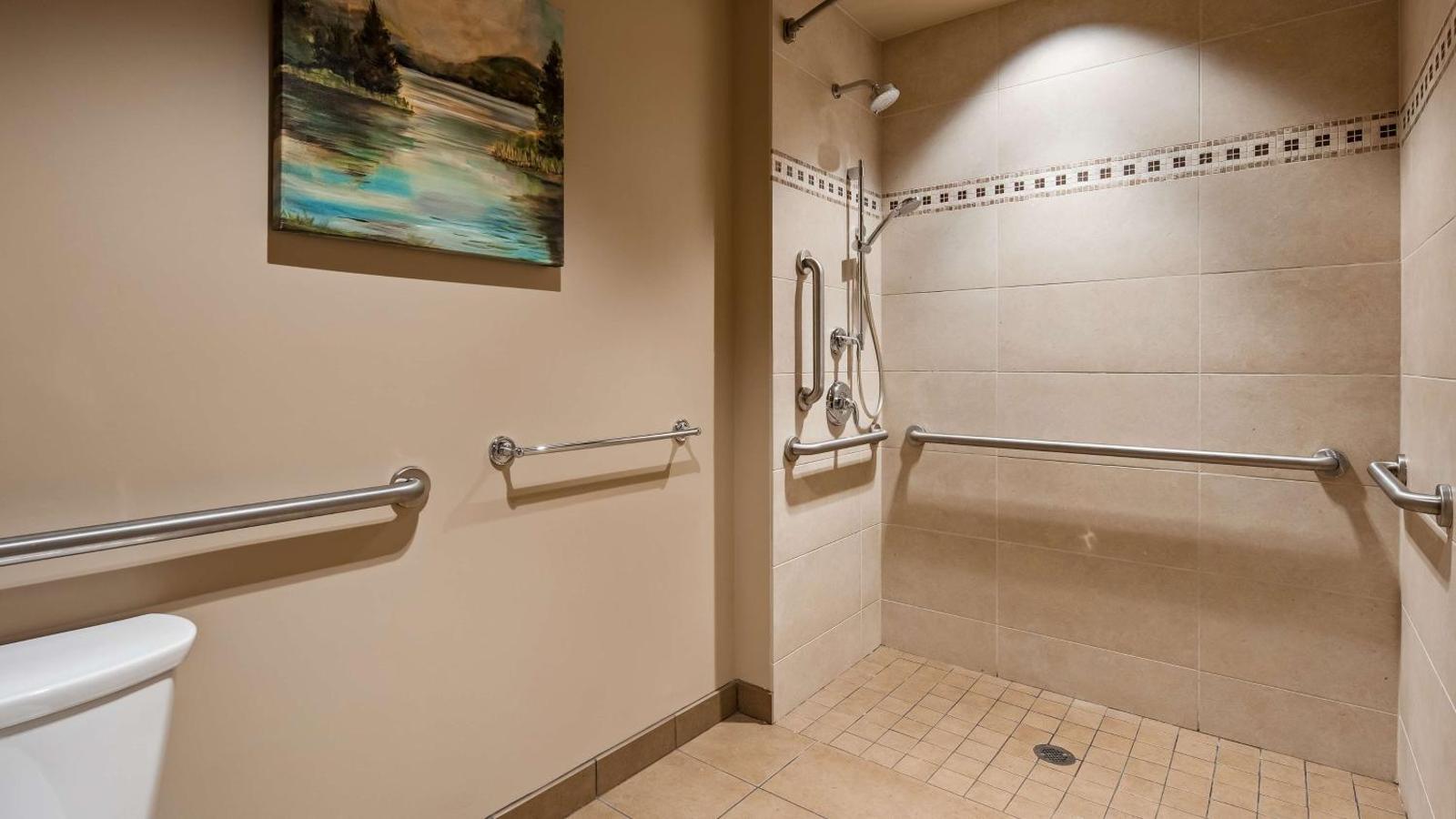 Best Western Plus High Country Inn Main image 1